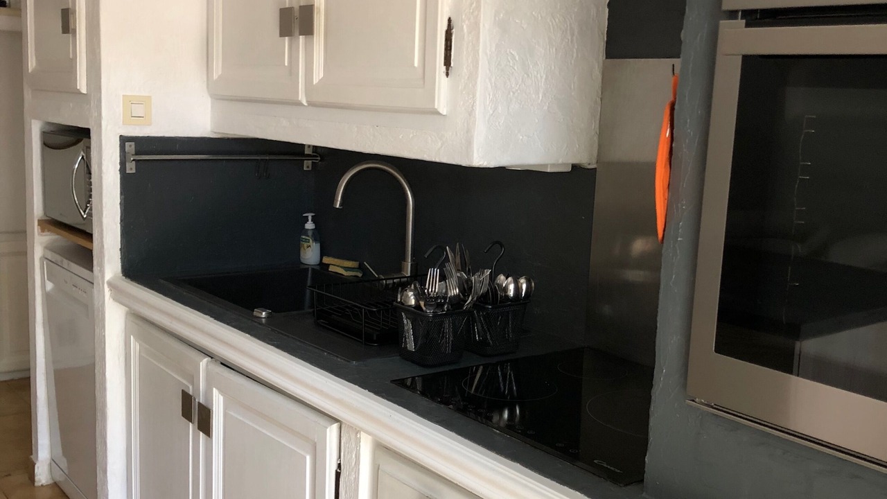 Photo of Kitchen in Cabrieres-d'Avignon