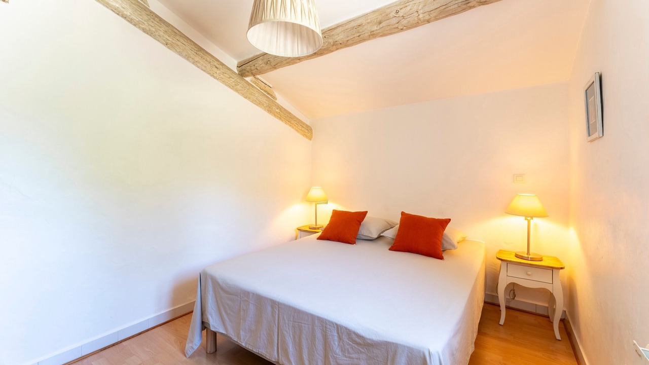 Photo of Bedroom in Cabrieres-d'Avignon