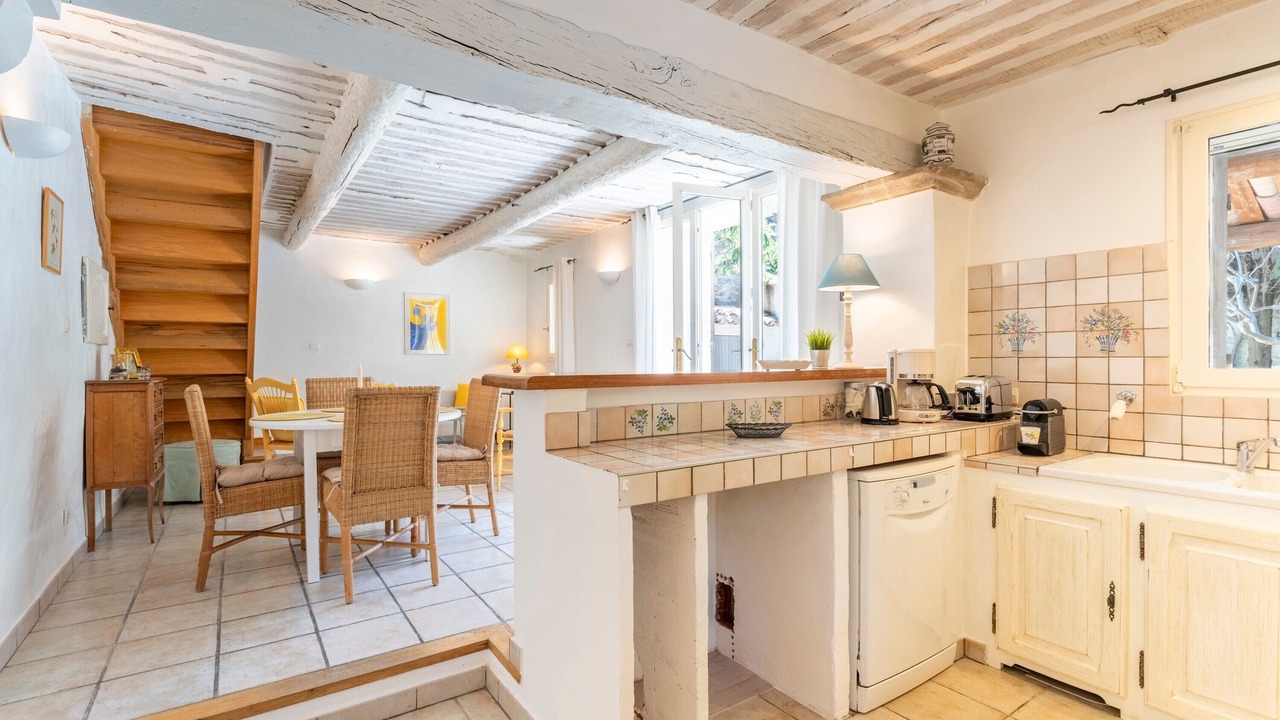 Photo of Kitchen in Cabrieres-d'Avignon
