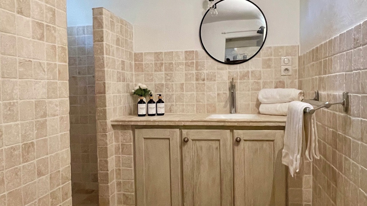 Photo of Bathroom in Saint-Aubin-de-Nabirat