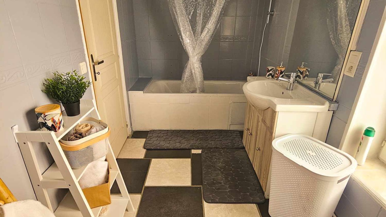 Photo of Bathroom in Nevers