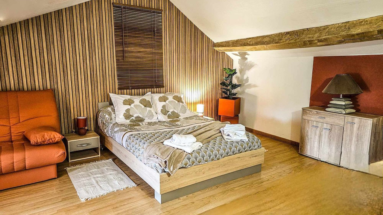 Photo of Bedroom in Nevers
