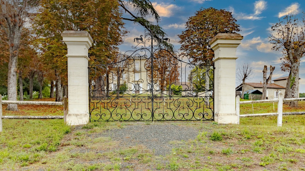 Photo of Outdoor in Les Salles-De-Castillon