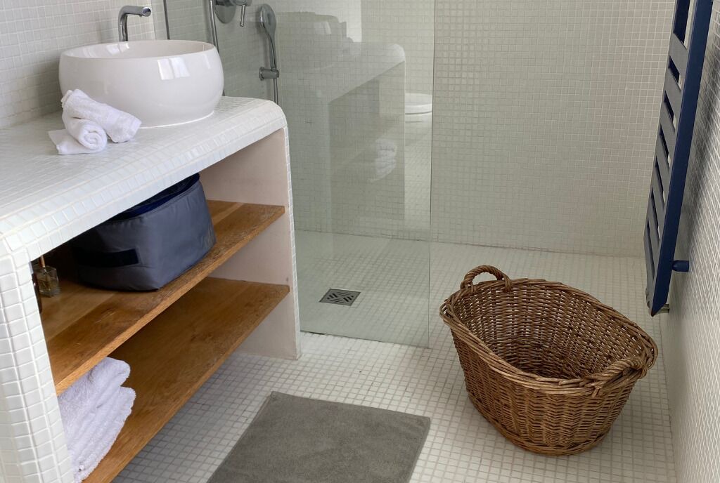 Photo of Bathroom in 8th Arrondissement