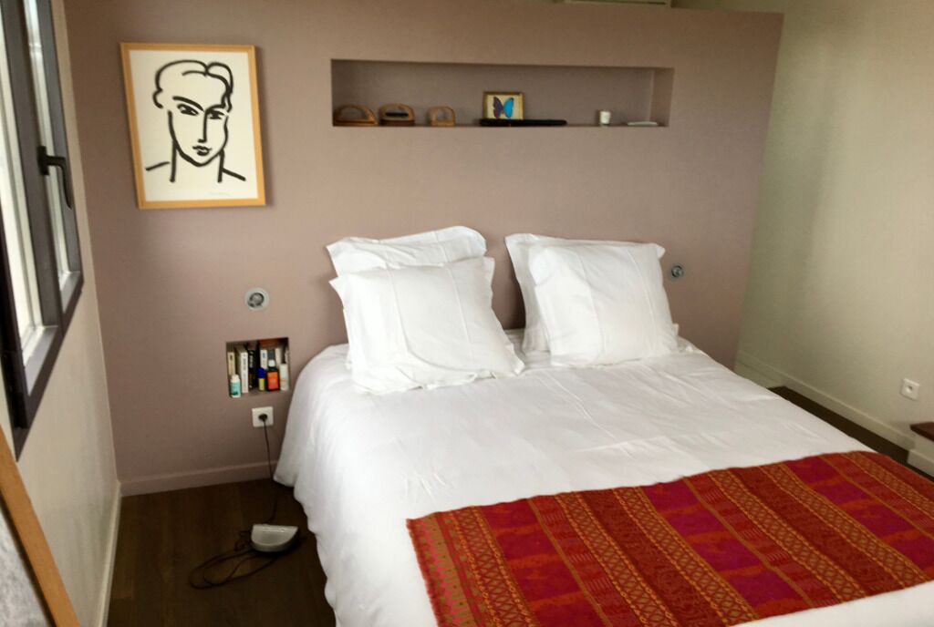 Photo of Bedroom in 8th Arrondissement