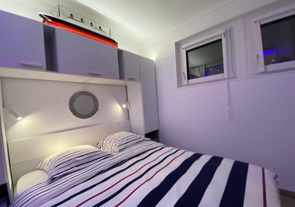 Photo of Bedroom in Evian-les-Bains