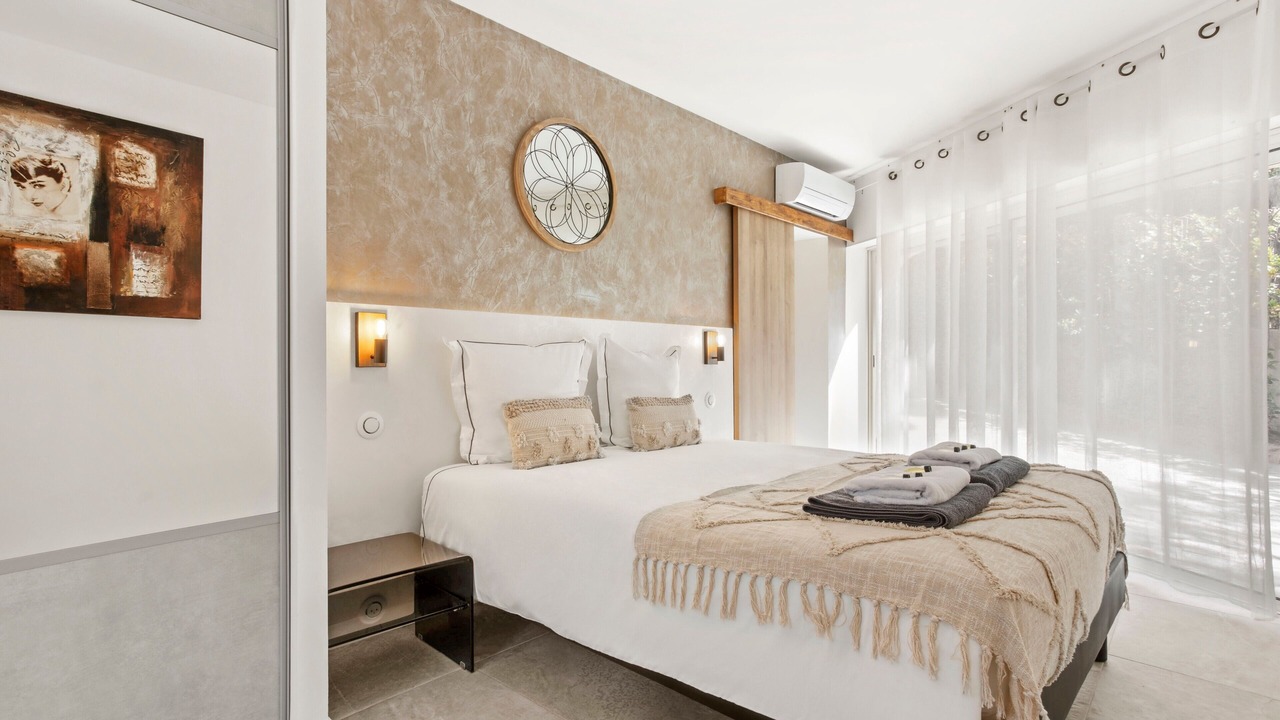 Photo of Bedroom in La Nartelle