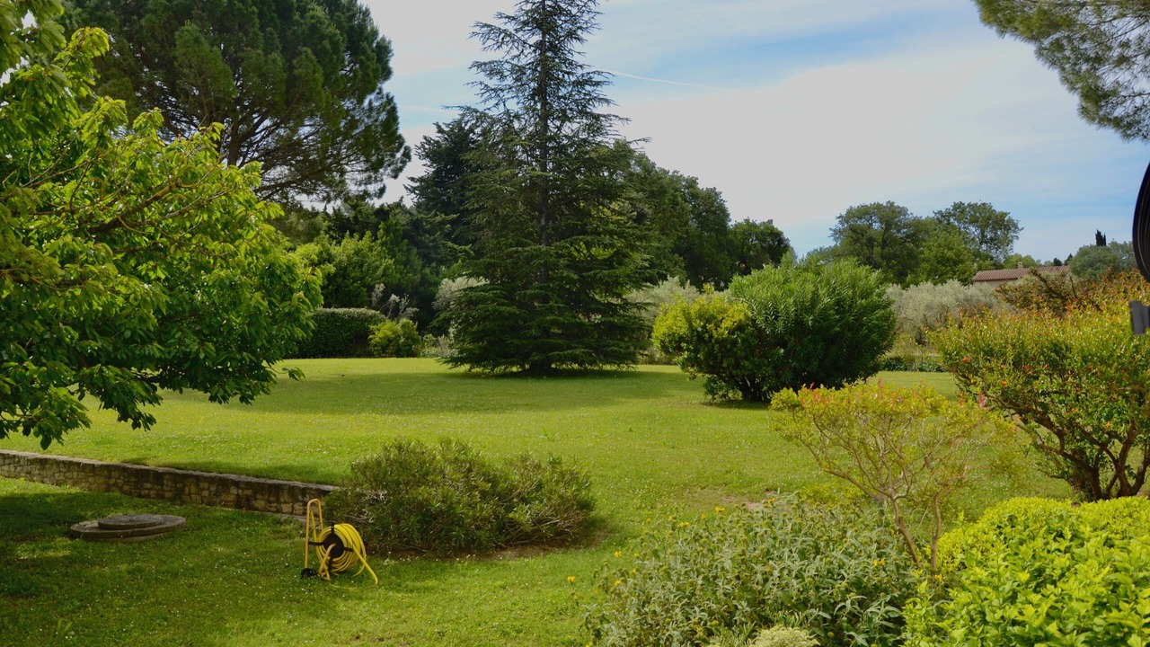 Photo of Outdoor in Eyragues