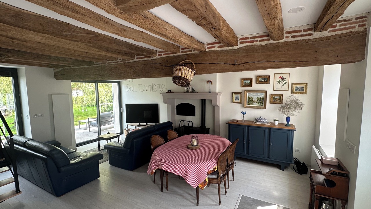 Photo of Livingroom in Cessy-les-Bois