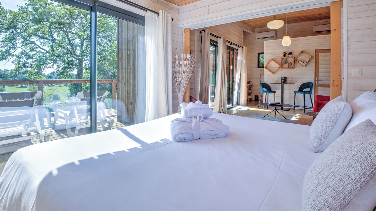 Photo of Bedroom in Saint-Felix-de-Reillac-et-Mortemart