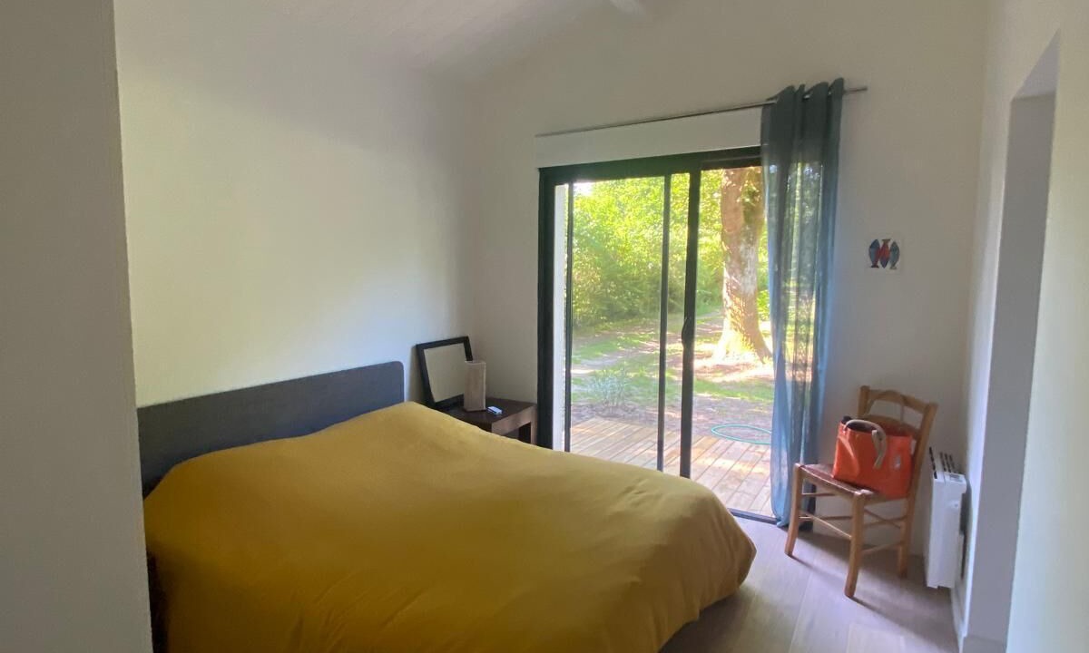 Photo of Bedroom in Grayan-Et-L'Hopital