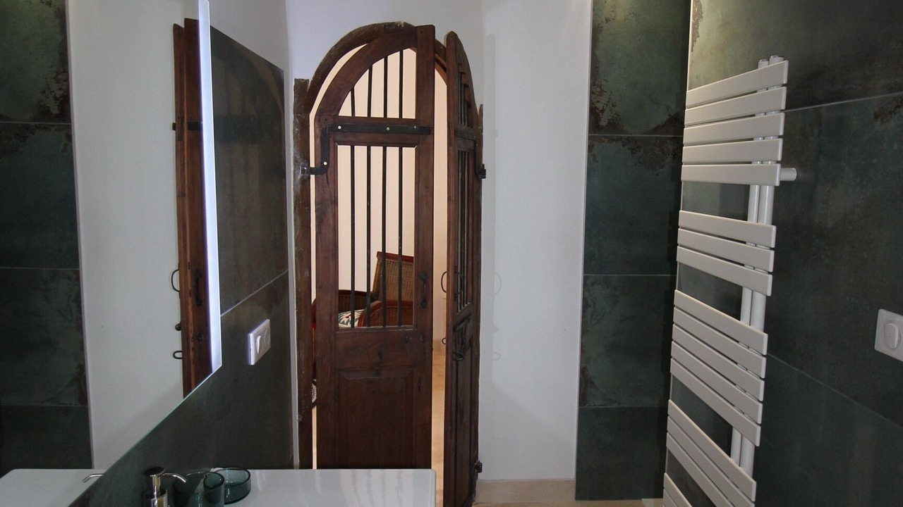 Photo of Bathroom in Paradou