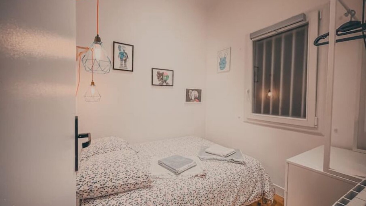 Photo of Bedroom in Hotel-de-Ville