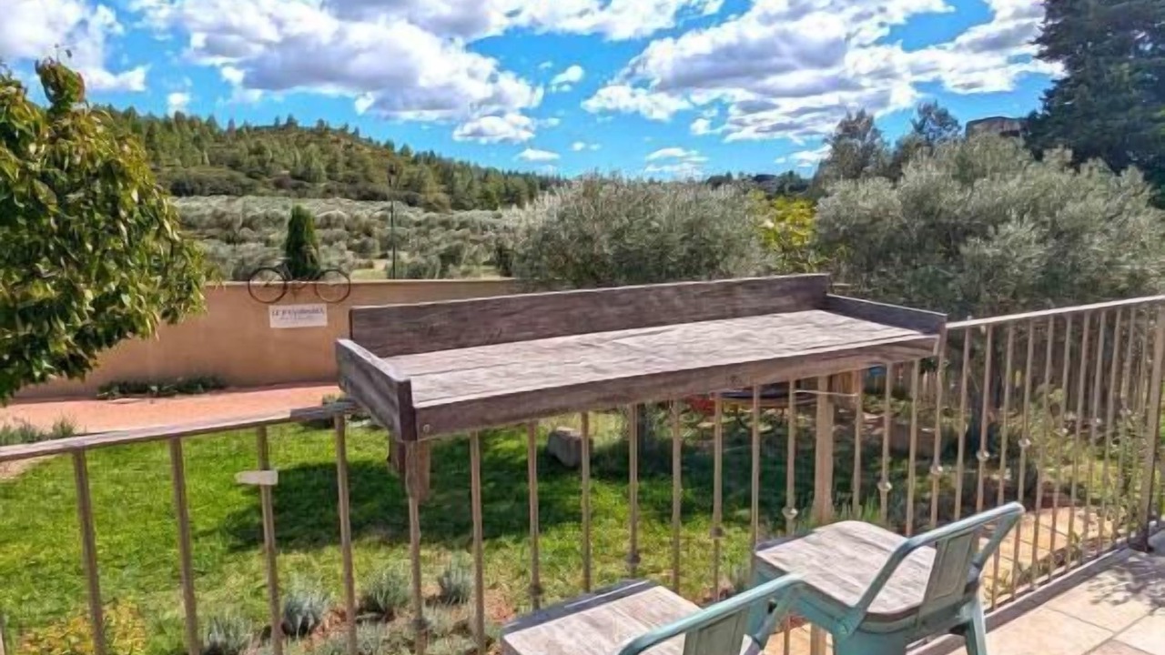 Photo of Outdoor in Aureille
