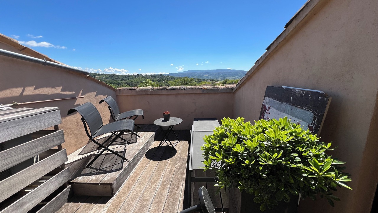 Photo of Patio Balcony in Goult