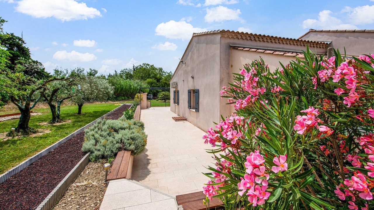 Photo of Patio Balcony in Pernes-les-Fontaines