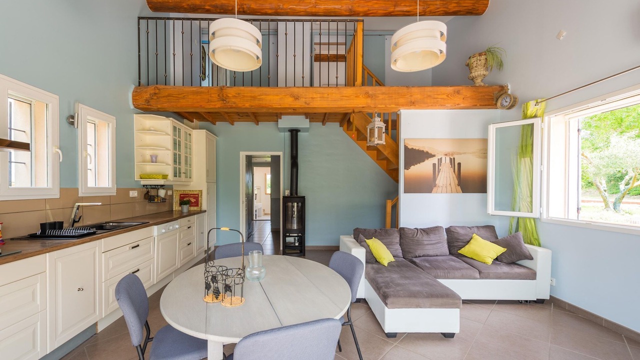 Photo of Livingroom in Pernes-les-Fontaines