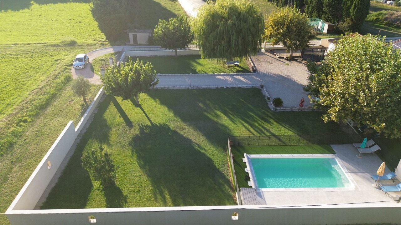 Photo of Outdoor in Eyragues