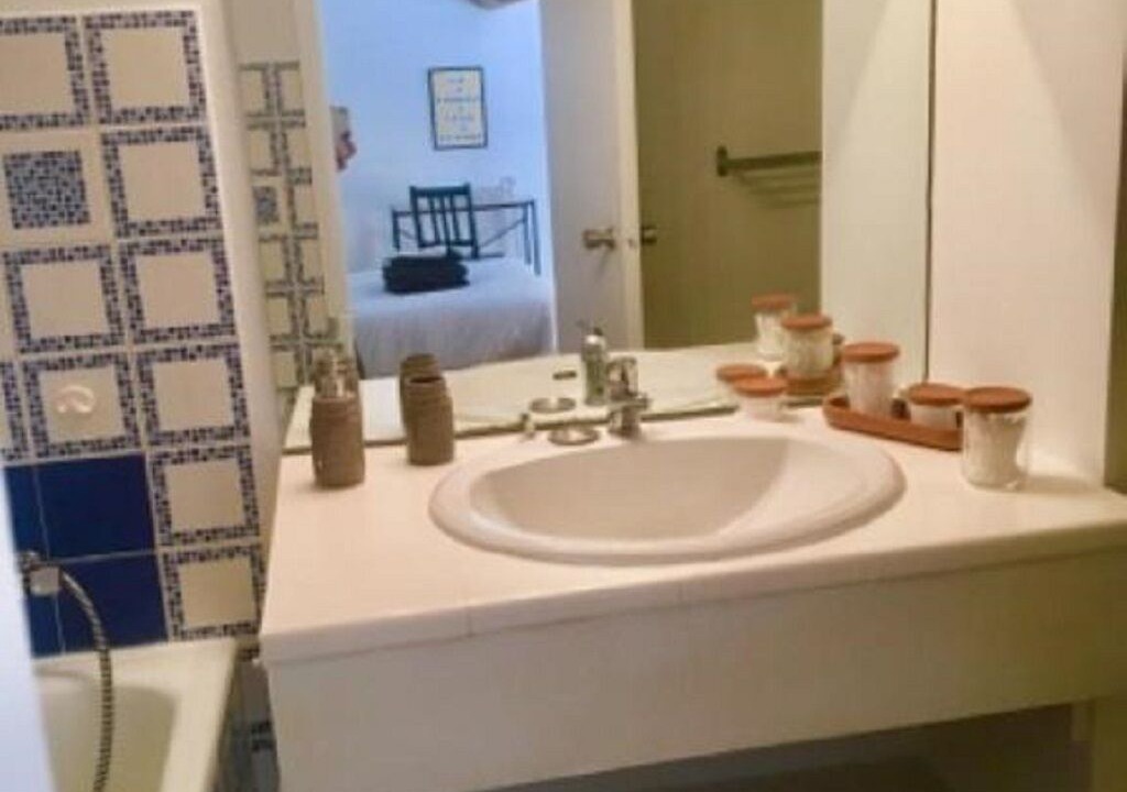 Photo of Bathroom in Opera