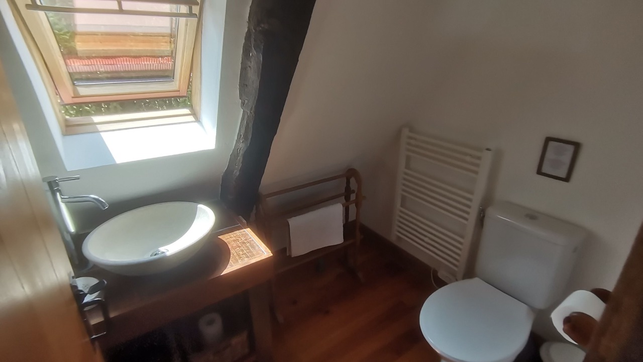 Photo of Bathroom in Marminiac