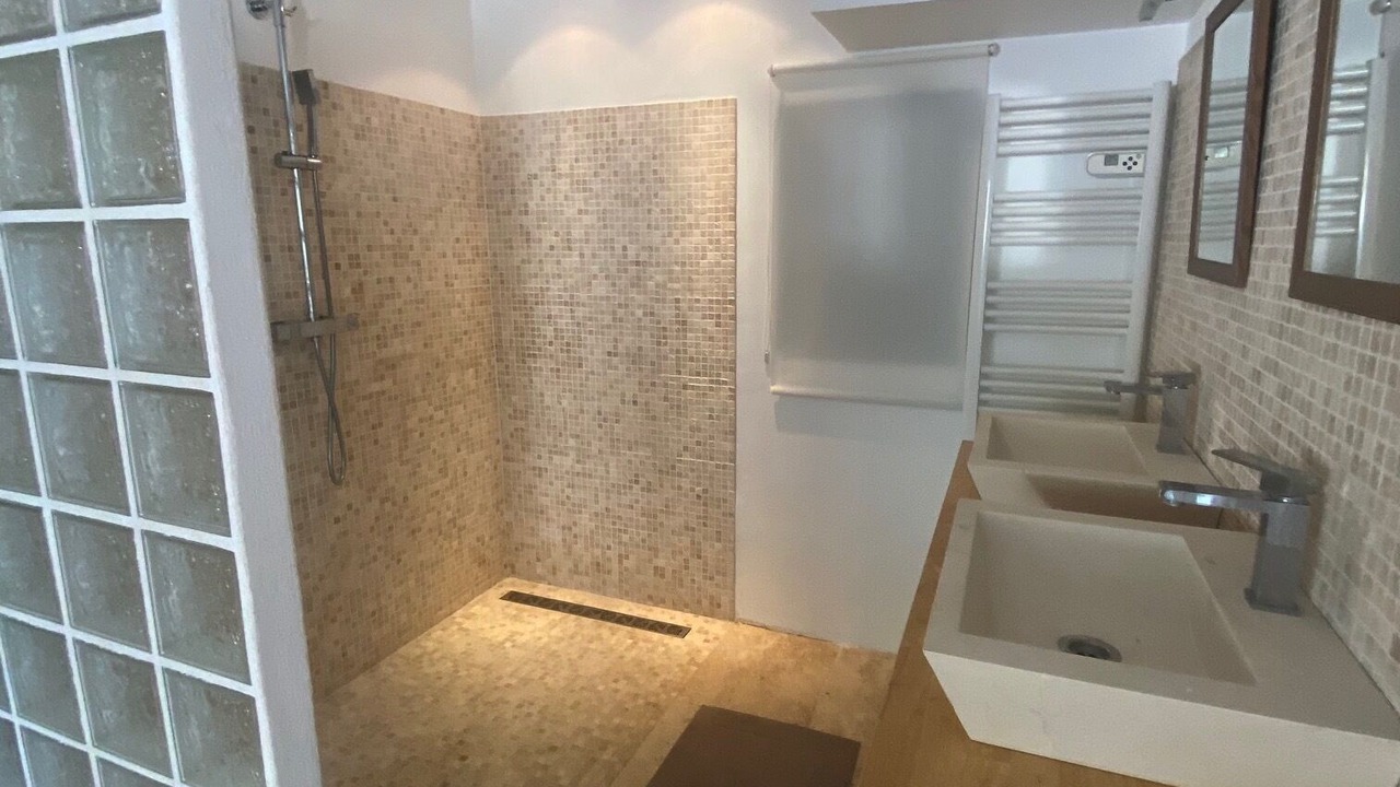 Photo of Bathroom in Lumiere
