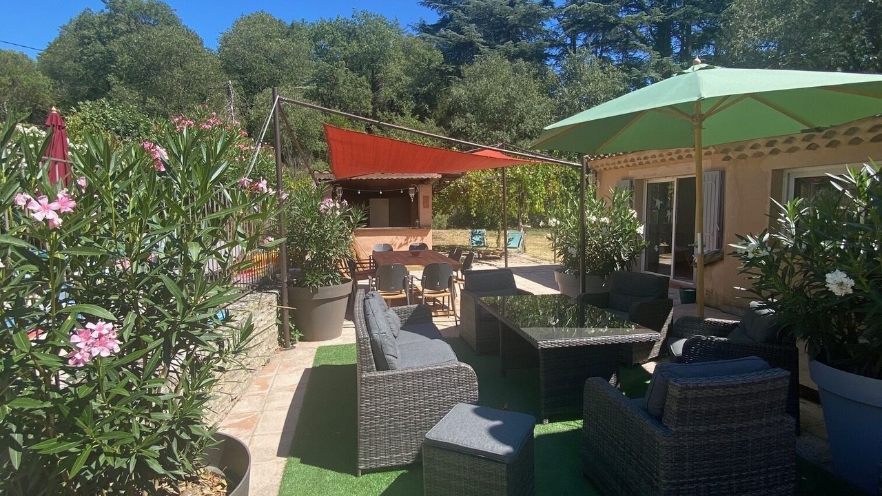 Photo of Patio Balcony in Lumiere
