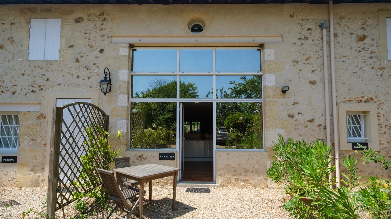 Photo of Outdoor in Lamothe-Montravel