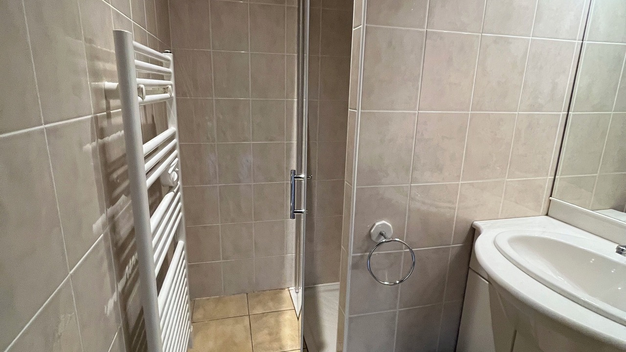 Photo of Bathroom in Lamothe-Montravel
