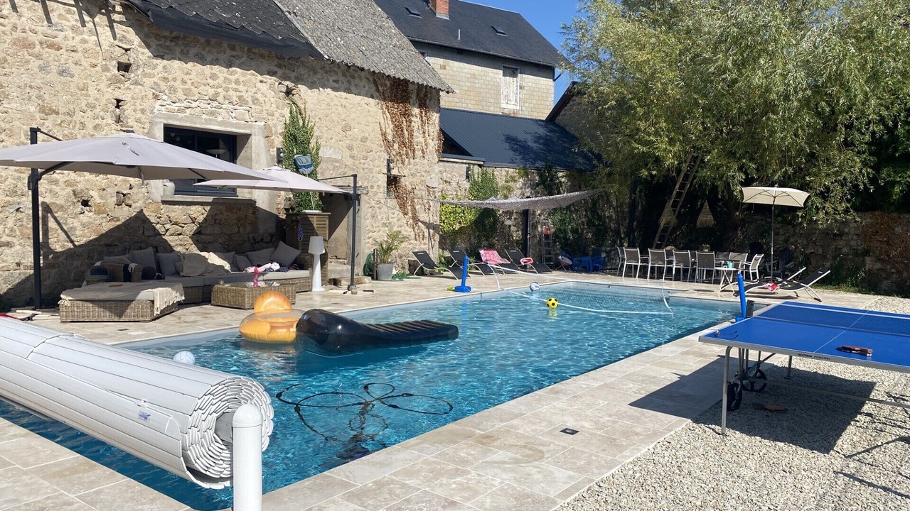 Photo of Outdoor in Poil