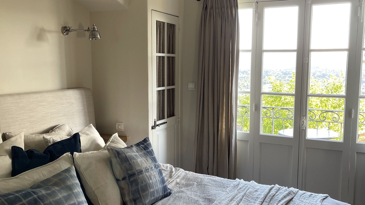 Photo of Bedroom in Mouans-Sartoux