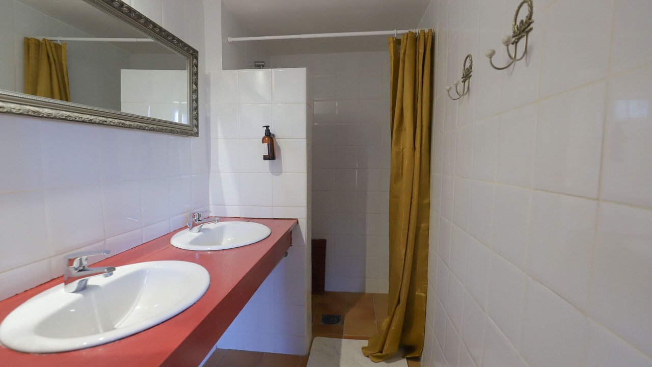 Photo of Bathroom in Avree
