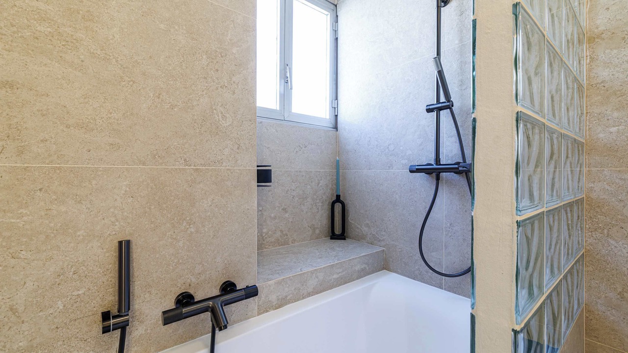 Photo of Bathroom in Golfe Juan