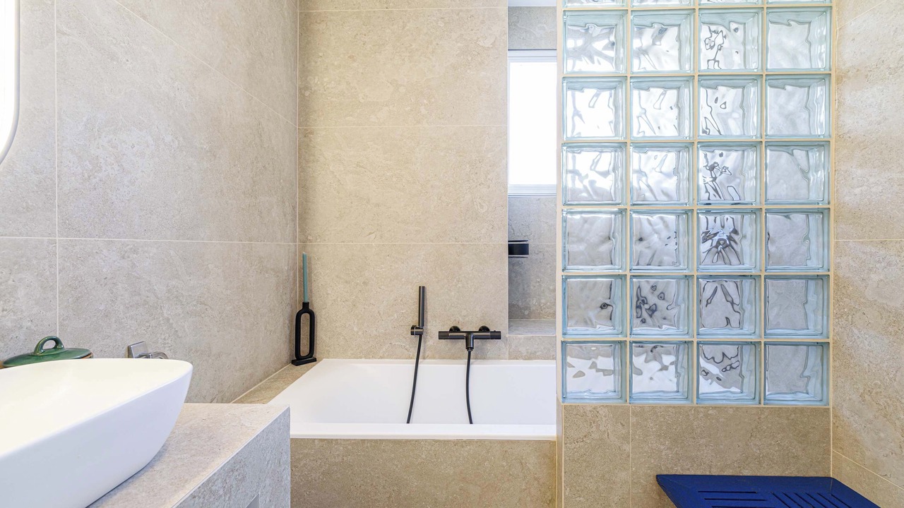 Photo of Bathroom in Golfe Juan