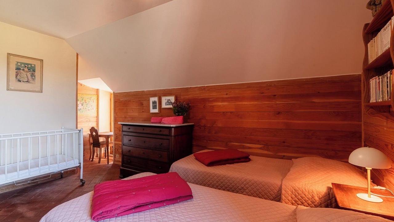 Photo of Bedroom in Toury-sur-Jour