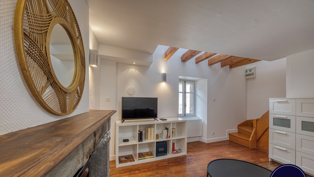 Photo of Livingroom in Menthon-Saint-Bernard