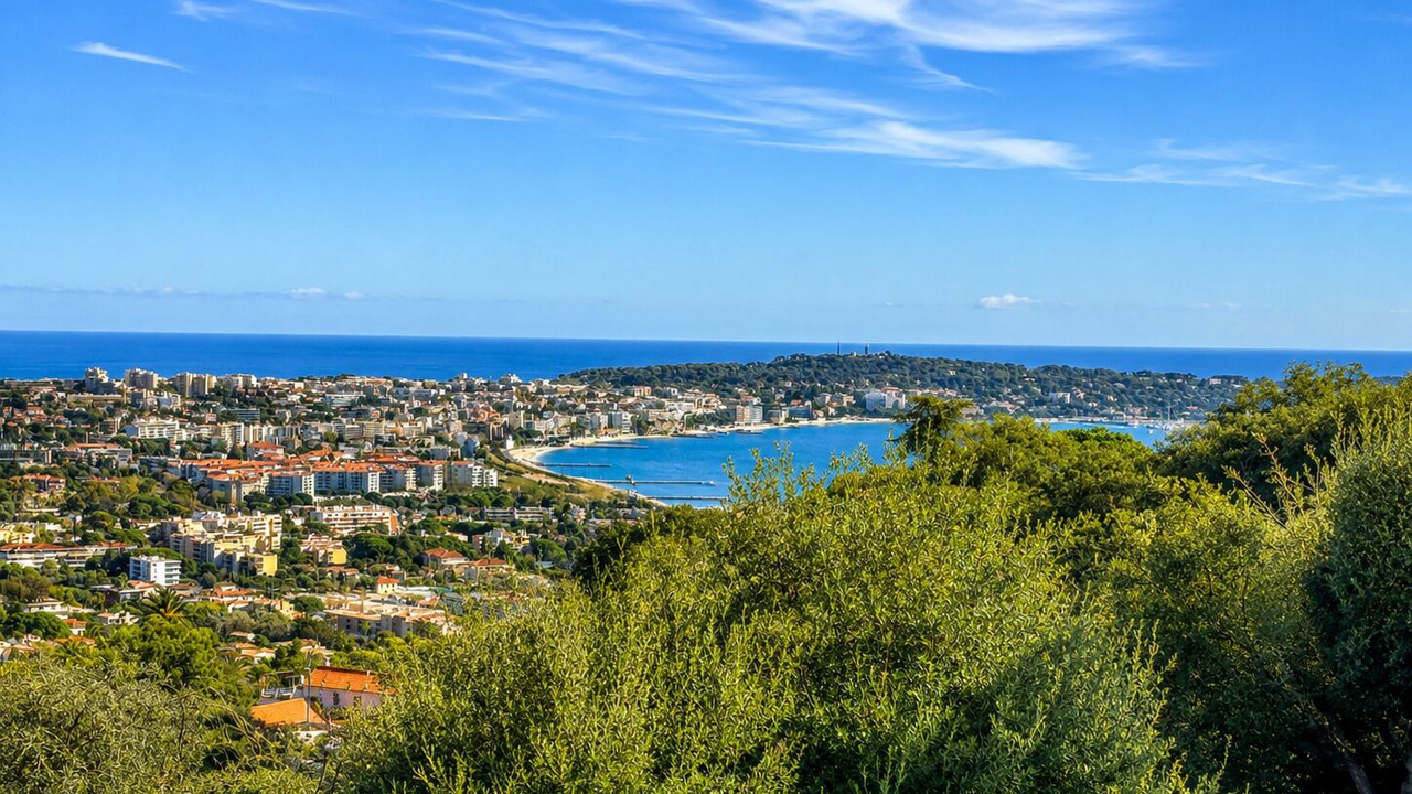 Photo of Others in Golfe Juan