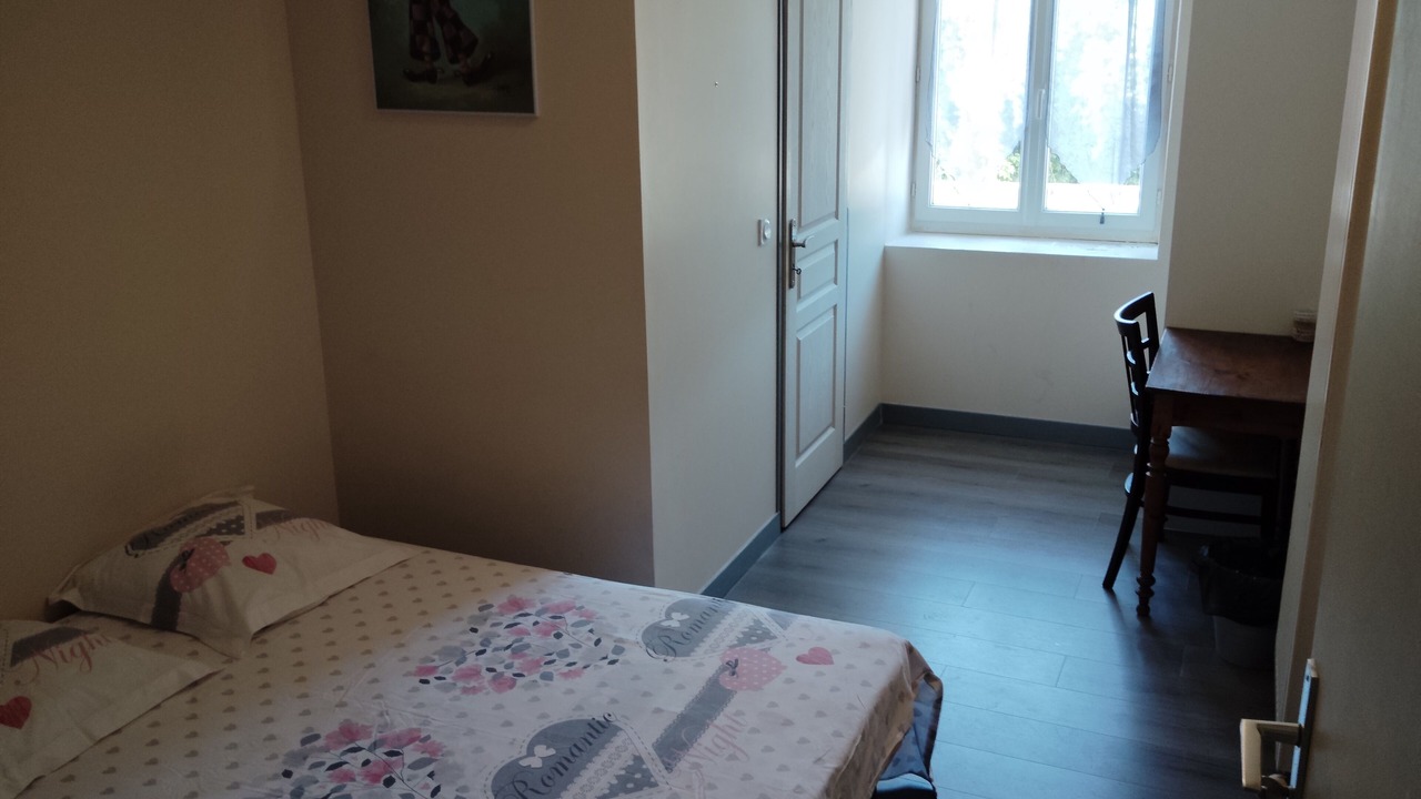 Photo of Bedroom in Lepin-le-Lac
