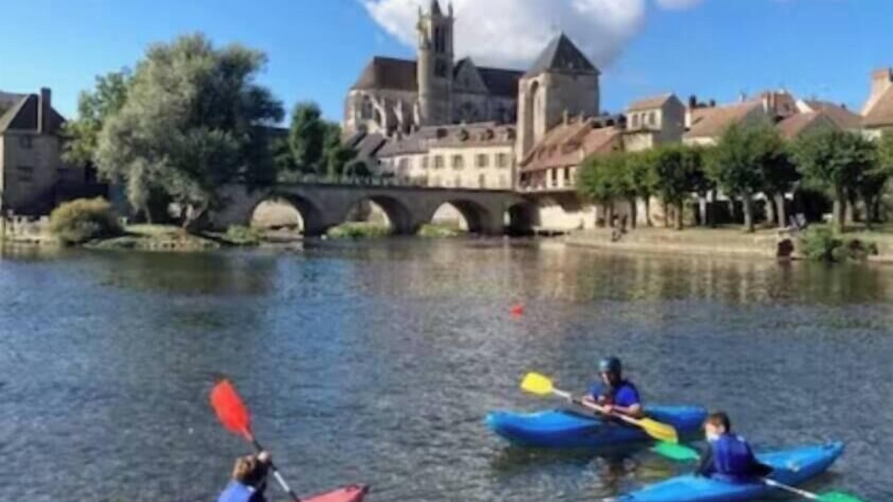 Photo of Others in Montigny-sur-Loing