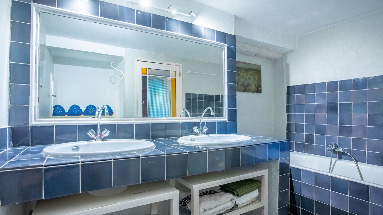 Photo of Bathroom in Lorgues