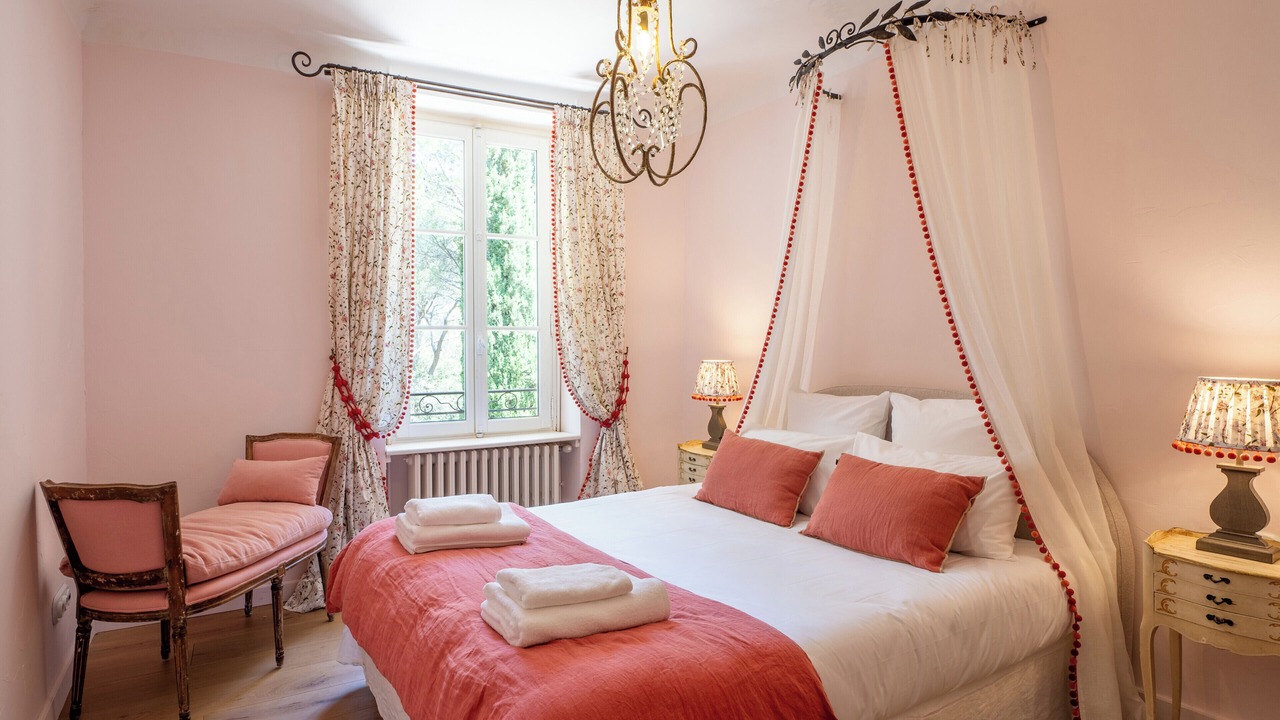 Photo of Bedroom in Ventabren