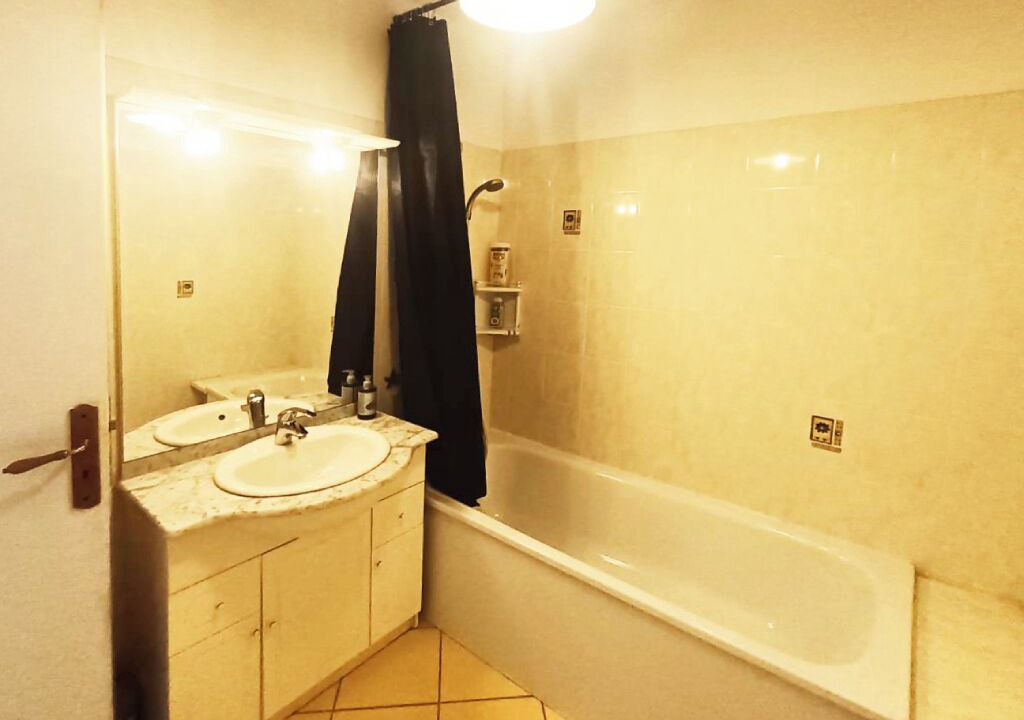 Photo of Bathroom in Alligny-Cosne