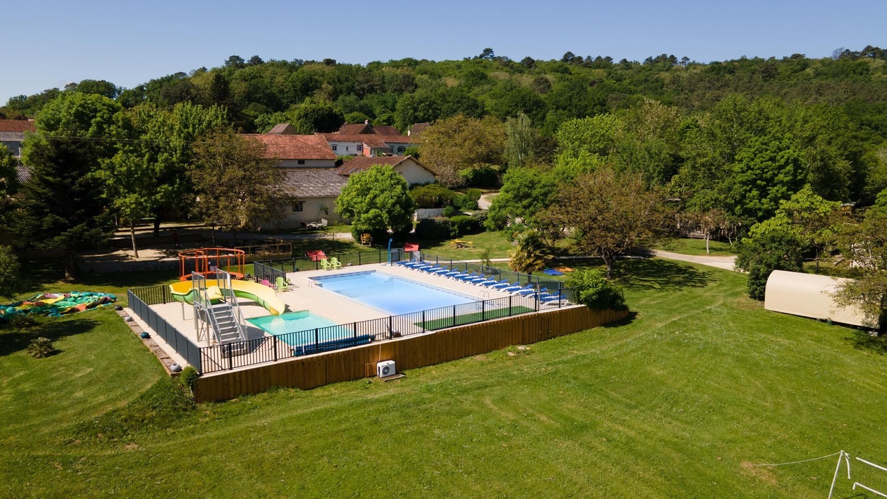 Photo of Outdoor in Saint-Martial-de-Nabirat