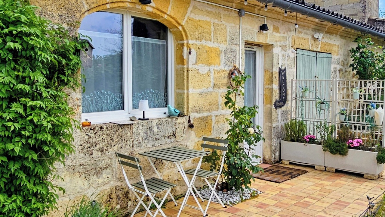 Photo of Outdoor in Sainte-Terre