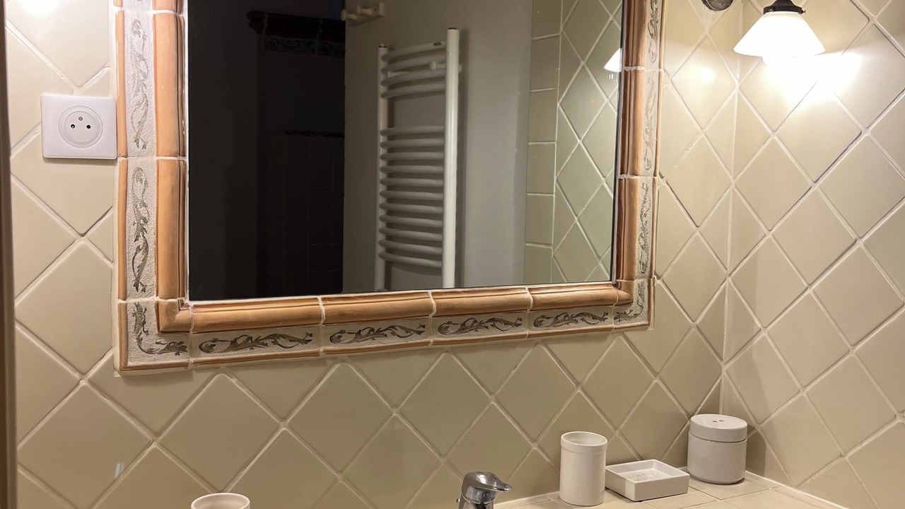 Photo of Bathroom in Aureille
