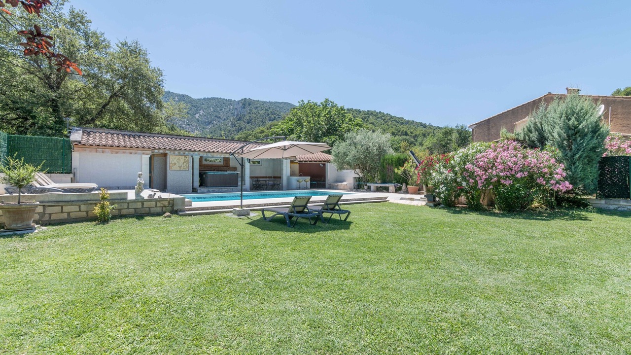 Photo of Outdoor in Oppede