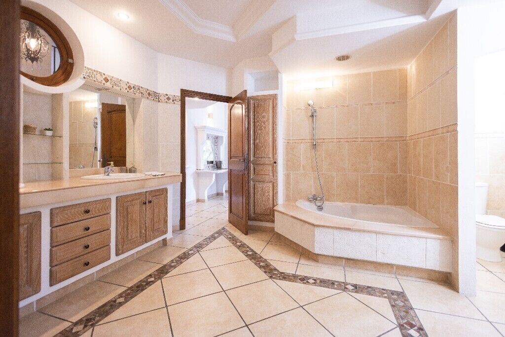 Photo of Bathroom in Vence