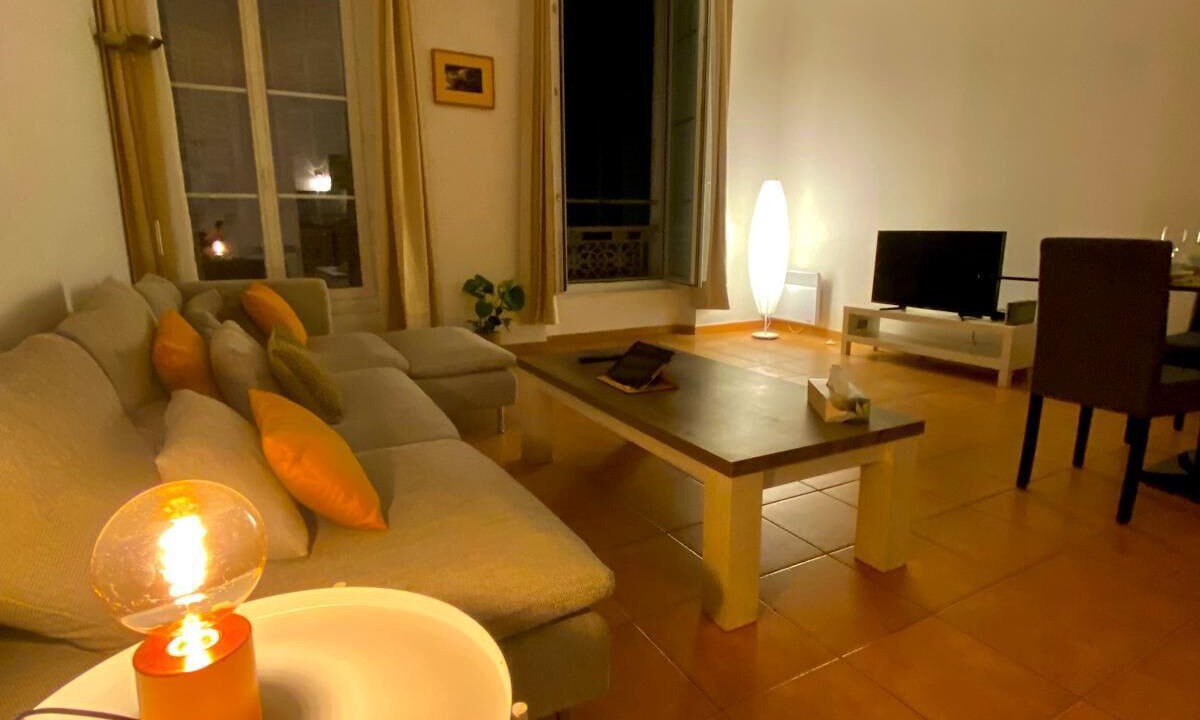 Photo of Livingroom in Opera
