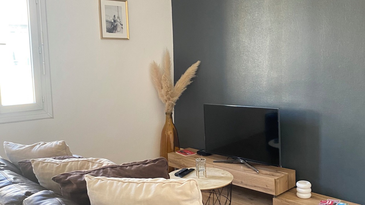 Photo of Livingroom in Nansouty-Saint-Genes