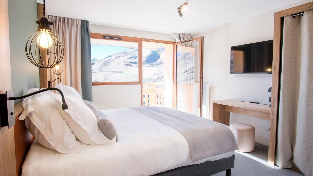 Photo of Bedroom in Mont-de-Lans