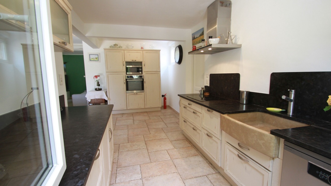 Photo of Kitchen in Cabrieres-d'Avignon